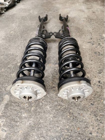 โช๊คหน้า BMW F30 รูปที่ 3