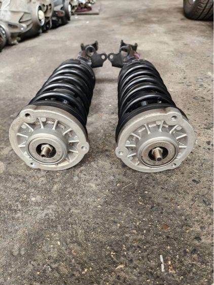 โช๊คหน้า BMW F30 รูปที่ 7