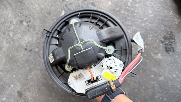 พัดลมแอร์ โบเวอร์แอร์ BMW E90 E84