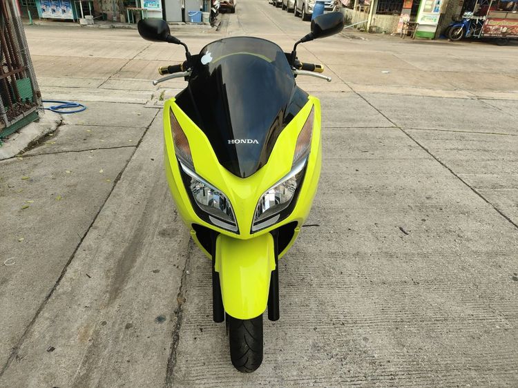 🛵ยังไงก็ขาย FORZA300 ปี 57 เครื่องดี สีสวย สตาร์ทมือ เล่มชุดโอนครบ+เปลี่ยนถ่ายน้ำมันเครื่องฟรี ส่งฟรี30 ก.ม รูปที่ 4