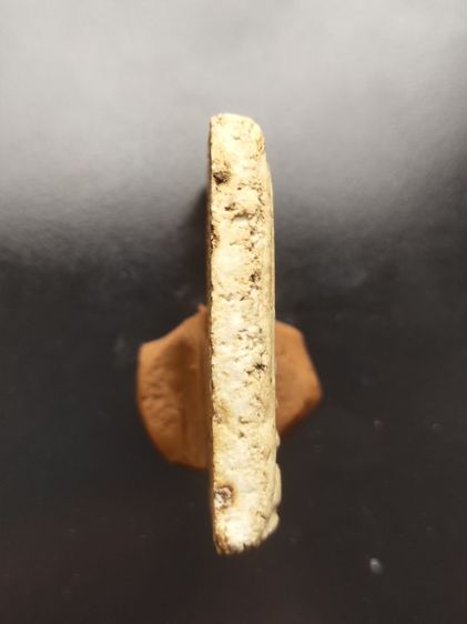 พระสมเด็จวัดระฆัง พิมพ์ใหญ่ ฝากกรุบางขุนพรหม  รูปที่ 2