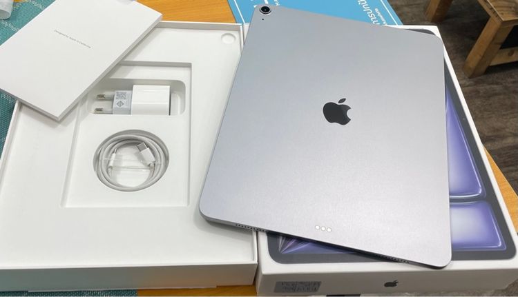 Apple 256 GB ipad Air7 13นิ้ว 256GB WiFi 