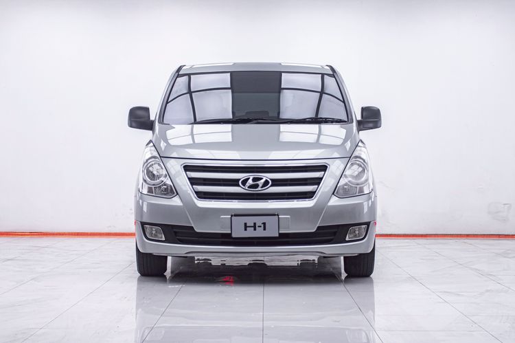 Hyundai H-1  2018 2.5 Maesto Touring Utility-car ดีเซล ไม่ติดแก๊ส เกียร์อัตโนมัติ เทา รูปที่ 4