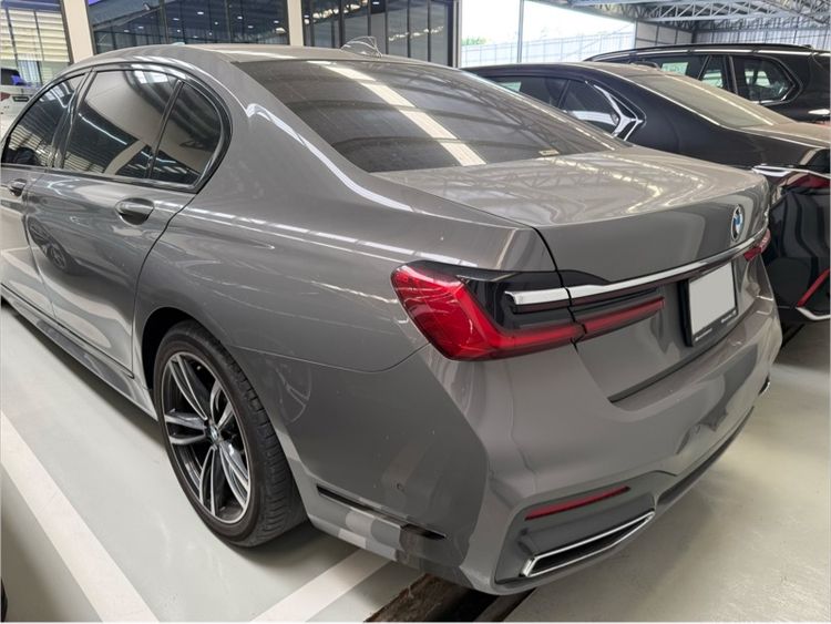 BMW Series 7 2021 730Ld Sedan ดีเซล ไม่ติดแก๊ส เกียร์อัตโนมัติ เทา รูปที่ 2
