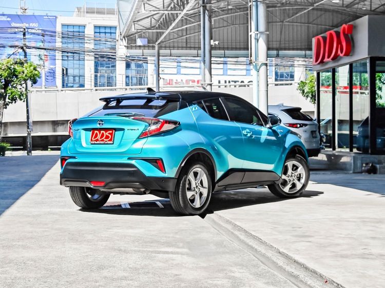 Toyota C-HR 2018 1.8 HV Hi Utility-car ไฮบริด เกียร์อัตโนมัติ เขียว รูปที่ 2