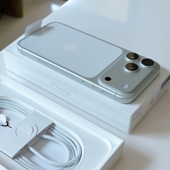 ไอโฟน iPhone 17 Pro Max ความจุ 256 GB สี Silver ขาวเครื่องใหม่มากๆ ไร้ตำหนิ ประกันเหลือ มือสอง รูปที่ 7