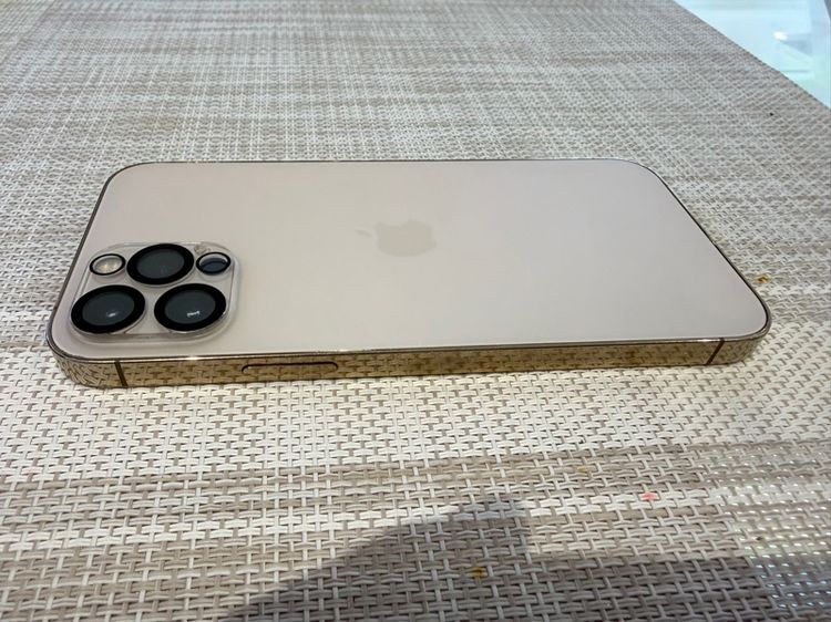 iPhone 12 pro 128 หน้าจอมีตำหนิไม่มีผลต่อการใช้งานตามรูป รูปที่ 5