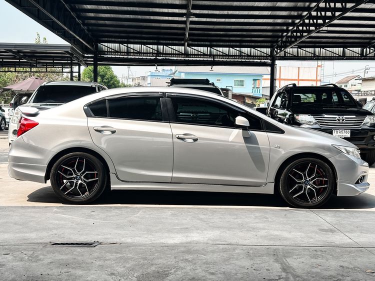 Honda Civic 2013 1.8 S i-VTEC Sedan เบนซิน เกียร์อัตโนมัติ เทา รูปที่ 4