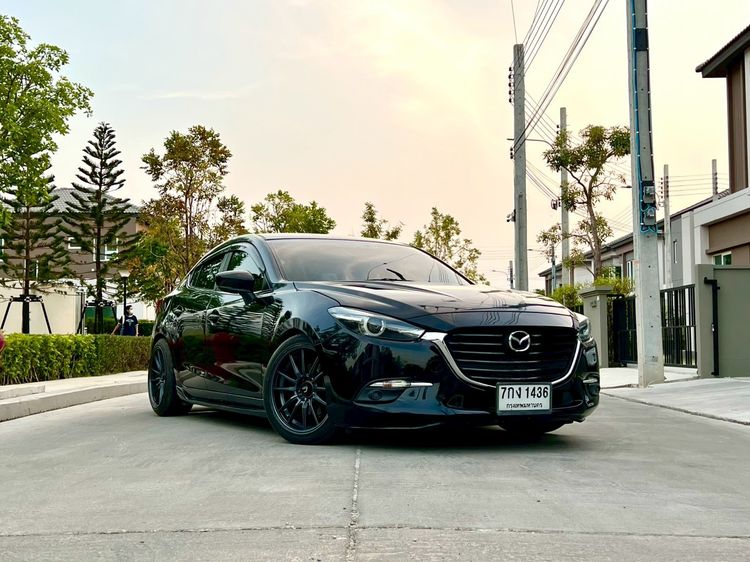 รถ Mazda Mazda3 2.0 S สี ดำ