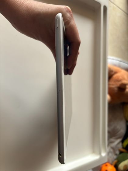 ขาย ipad gen 8 สีขาว 128 gb wifi รูปที่ 8