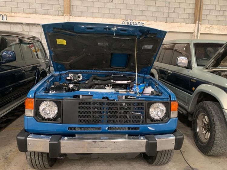 รถ Mitsubishi Pajero 2.5 VG Turbo สี น้ำเงิน