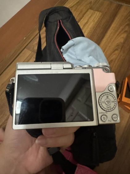 Panasonic กล้องมิลเลอร์เลส ไม่กันน้ำ กล่องถ่ายรูป