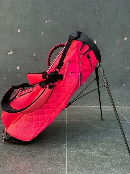 ผู้หญิง กอล์ฟ อื่นๆ GFORE Daytona Plus Golf Bag in Knockout Pink Color