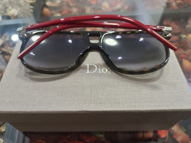 ขายแว่นกันแดด Dior แท้ รูปที่ 5