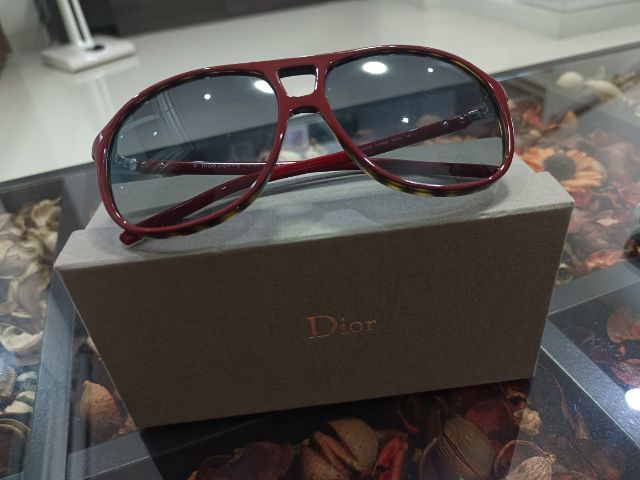 อื่นๆ แว่นตากันแดด ขายแว่นกันแดด Dior แท้