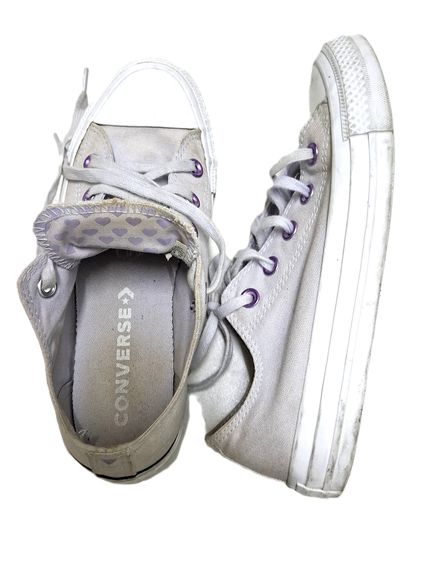 รองเท้าผ้าใบคอนเวิร์ส สีม่วงพาสเทล