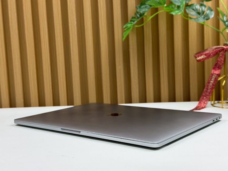 MacBook Pro 15-inch,2018 Four Thunderbolt 3 ports Intel Core i7 Ram16GB SSD256GB SpaceGray รูปที่ 13