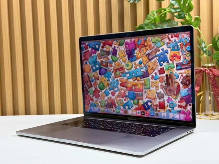 MacBook Pro 15-inch,2018 Four Thunderbolt 3 ports Intel Core i7 Ram16GB SSD256GB SpaceGray รูปที่ 2