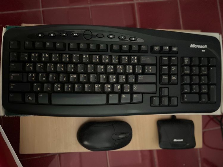 คีย์บอร์ด+เมาส์ไร้สาย Microsoft รุ่น Wireless Keyboard 700 V2.0