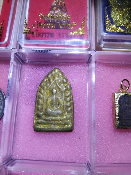 พระเครื่อง รูปที่ 16