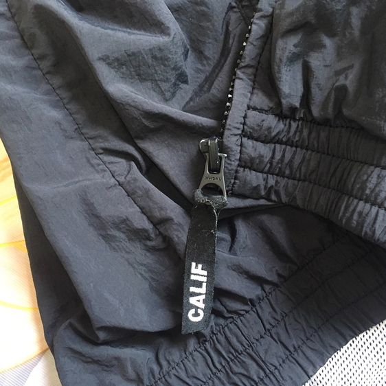 Who.A.U Vintage Windbreaker สีทูโทน ครีม-ดำ สภาพดี รูปที่ 10