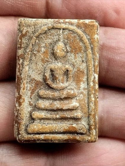 สมเด็จวัดระฆังพิมพ์ทรงเจดีย์เนื้อหาสวยงามจัดจ้าน