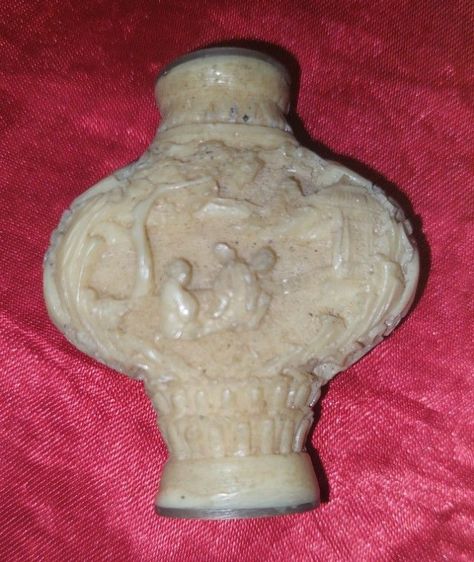 ขวดยานัดถุ์โบราณ รูปที่ 3