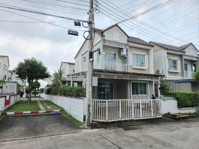 Areeya Property 2019 ใช่ บ้านแฝด 2 ชั้น 32.7 ตร.ว. หมู่บ้านเดอะวิลเลจ บางนา-วงแหวน 2 ซอยมหาชัย รูปที่ 2