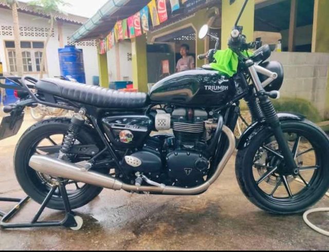 รถไทรอัมพ์ รุ่น T900
900cc โฉม2019 (ปั้มเบรกเบรมโบ้) จดทะเบียน2018 รูปที่ 3