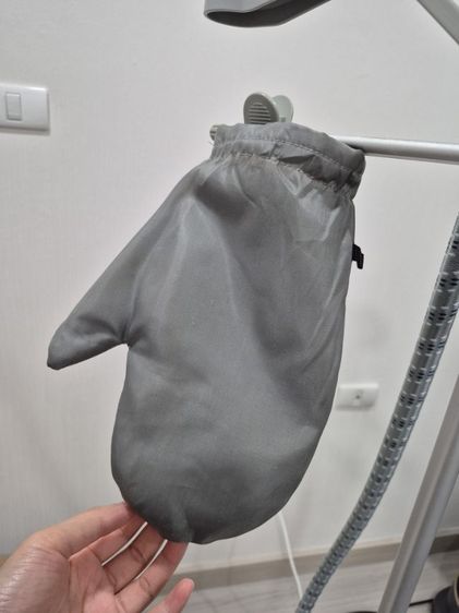 เครื่องรีดผ้าไอน้ำถนอมผ้า Electrolux Garment Steamer รุ่น EGS2103

 รูปที่ 13