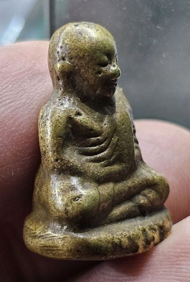 หลวงพ่อเงิน วัดบางคลาน พิมพ์ขี้ตาสี่ชาย มีเม็ดเเร่โผล่ให้เห็น ใต้ฐานเทหล่อมีตะไบเก็บเก่าสวยงาม  รูปที่ 6