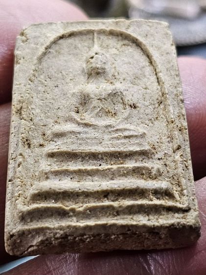 พระสมเด็จวัดประสาทบุญญาวาส ปี 2506 พิมพ์พระครูมูล เนื้อนิยม ผสมผงเก่าเยอะมากๆ (มวลสารผสมผงเก่าสมเด็จวัดระฆัง และสมเด็จบา งขุนพรหม)พระสมเด็จพิมพ์สำคัญพิมพ์หนึ่งของวัดประสาทครับ รูปที่ 5