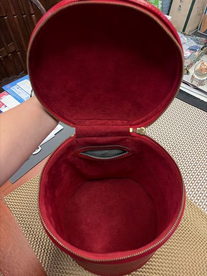 Louis Vuitton Cannes ลายไม้ 