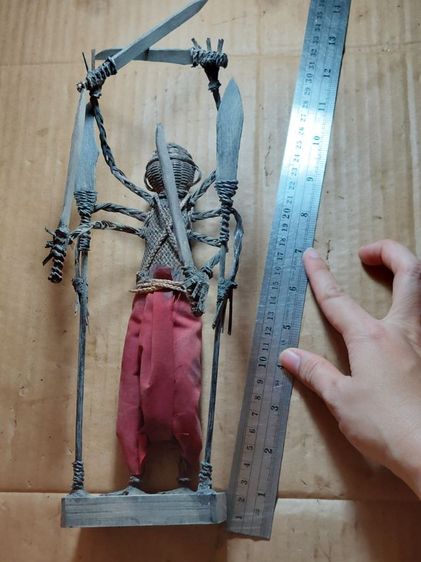 เครื่องรางหุ่นพยนต์อาจารย์ลอยอยุธยาสูง 10 นิ้ว รูปที่ 2