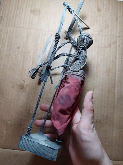 เครื่องรางหุ่นพยนต์อาจารย์ลอยอยุธยาสูง 10 นิ้ว รูปที่ 4