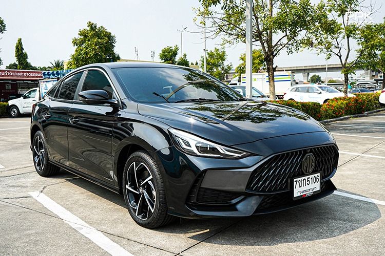 MG MG5 2024 1.5 D+ Sedan เบนซิน ไม่ติดแก๊ส เกียร์อัตโนมัติ ดำ รูปที่ 3