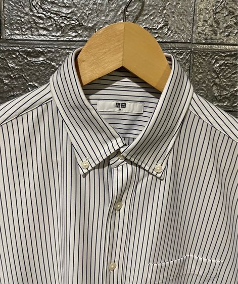 เสื้อ Uniqlo รูปที่ 2