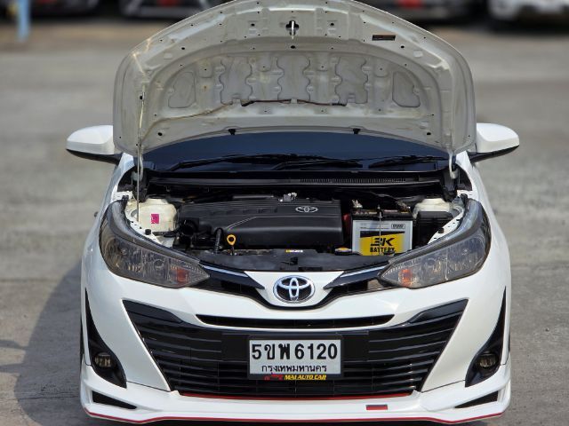 Toyota Yaris ATIV 2018 1.2 Sport Play Limited Edition Utility-car เบนซิน ไม่ติดแก๊ส เกียร์อัตโนมัติ แดง รูปที่ 4