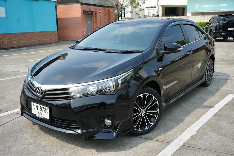 รถ Toyota Altis 1.8 Esport สี ดำ