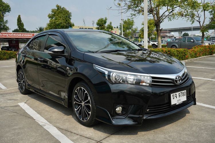 Toyota Altis 2015 1.8 Esport Sedan เบนซิน ไม่ติดแก๊ส เกียร์อัตโนมัติ ดำ รูปที่ 3
