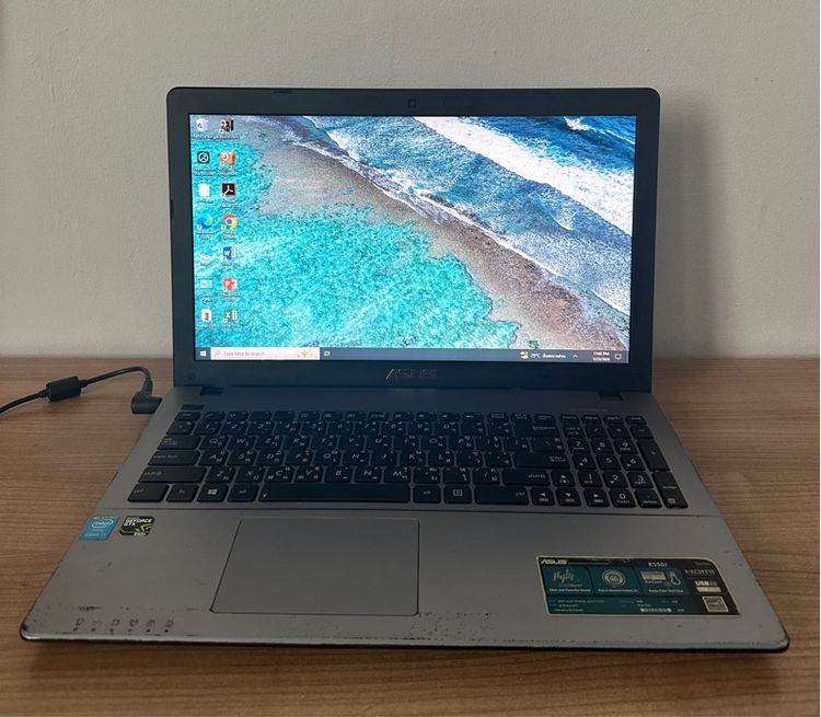 อื่นๆ ไม่ใช่ 8 กิกะไบต์ วินโดว์ อื่นๆ Notebook มือสอง Asus K550J แรม8GB Asus K550J แบตเก็บไฟ พร้อมใช้งาน