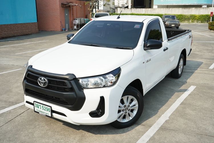 รถ Toyota Hilux Revo 2.4 Entry สี ขาว