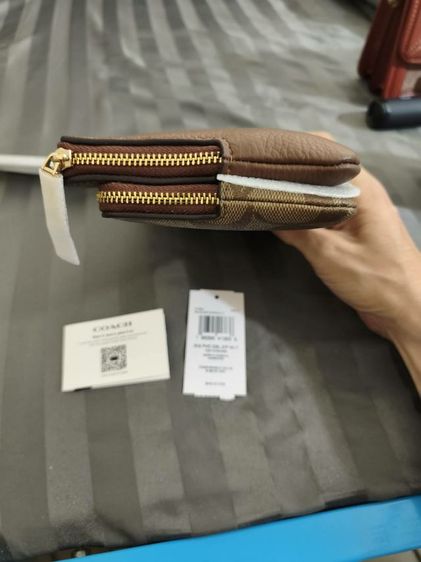 Coach 2 ซิป L มือ 1 ไม่มีตำหนิ ขาย 1600 บาท รูปที่ 3