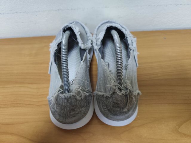 CROCS 41.0 แท้ มือสอง M8 รูปที่ 8