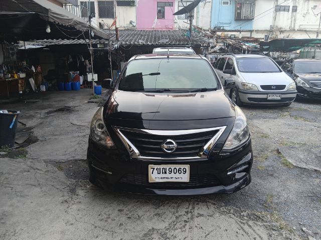 รถ Nissan Almera 1.2 VL สี ดำ