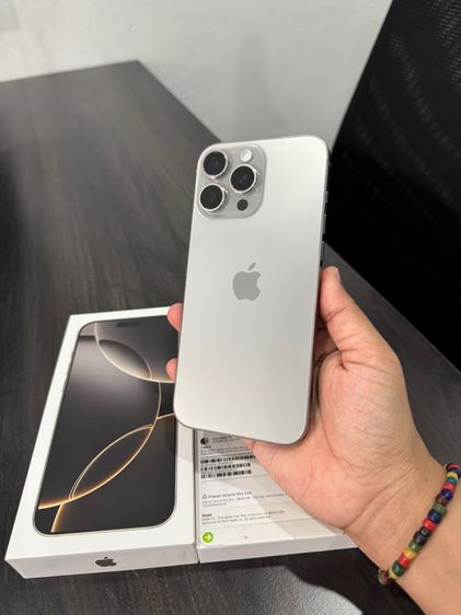 256 GB iPhone16promax 256gb ศูนย์ไทยเดิมๆ