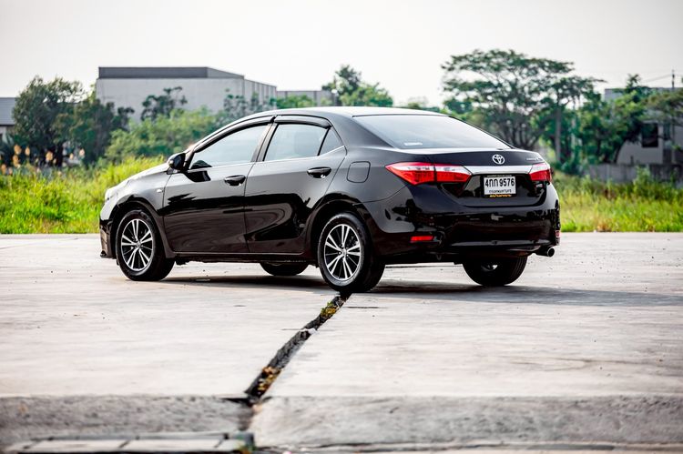 Toyota Altis 2015 1.6 G Sedan เบนซิน LPG เกียร์อัตโนมัติ ดำ รูปที่ 4
