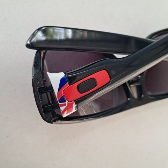 แว่นกันแดดOakley Usa.  รูปที่ 5