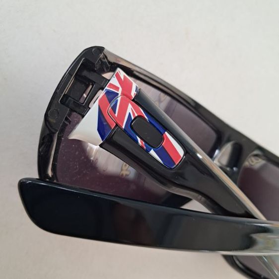 แว่นกันแดดOakley Usa.  รูปที่ 6