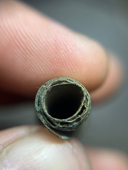 ตะกรุด5นิ้ว ไม่ทราบที่ (มีสินค้าหลายรายการกดเข้ามาดูในโปรไฟล์ได้เลยครับ) รูปที่ 4